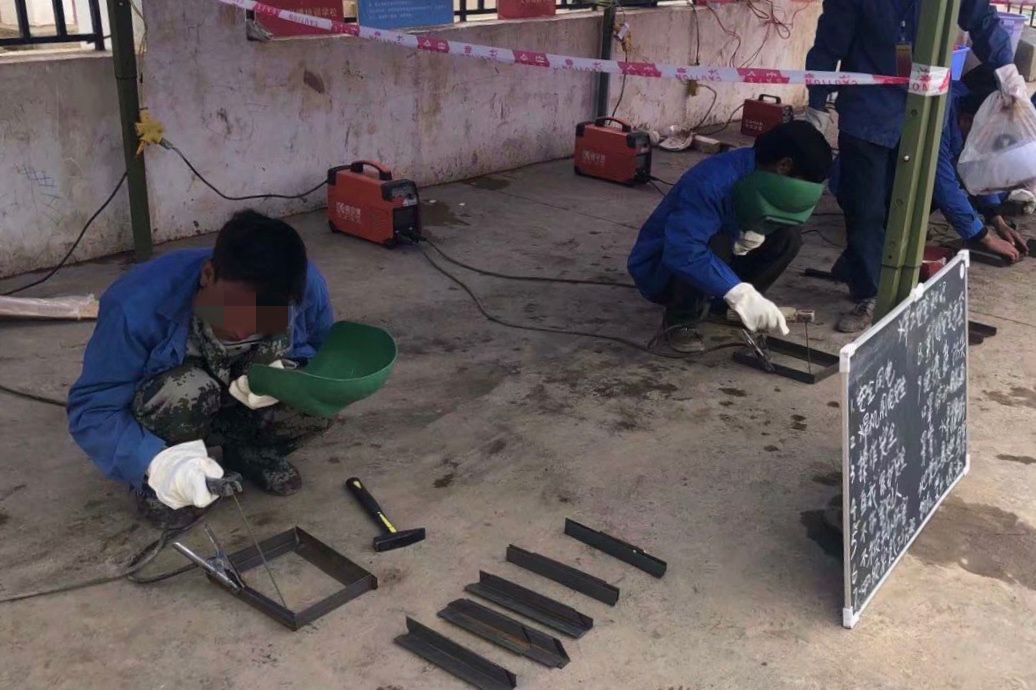 从“治毒”到“治穷”| 脱贫路上的凉山布拖经验