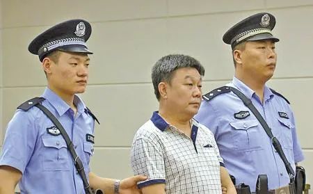 前任县委书记贪腐超亿获刑死缓，接任者再落马