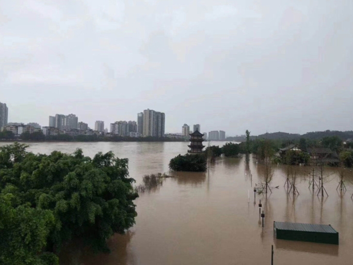 暴雨一夜 乐山启动I级防汛应急响应