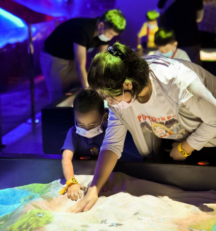 横琴口岸新旅检区启用，一站式购物休闲旅游体验成热门