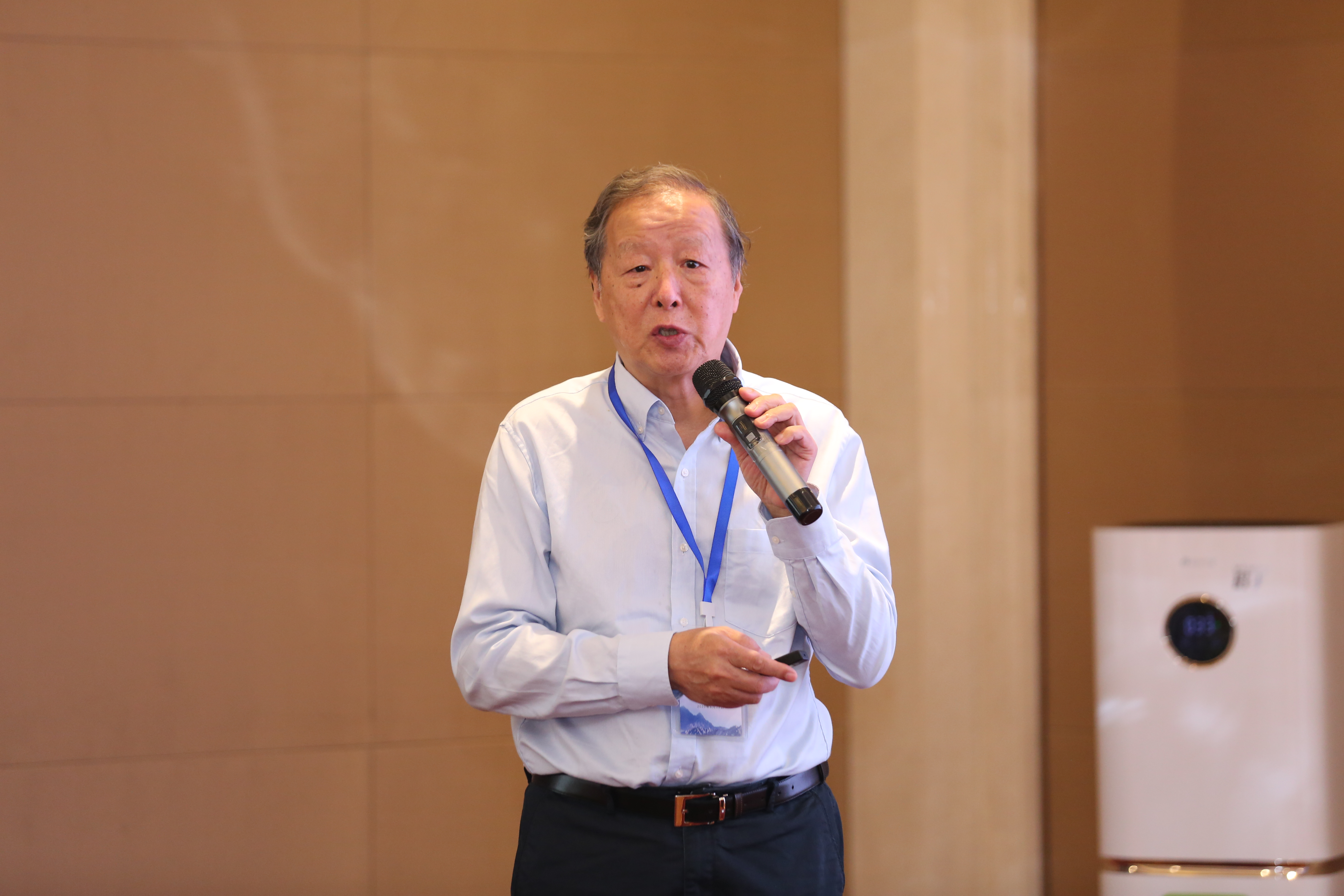 聚焦西部教育，打造后疫情时代乡村课堂教学模式的新样态