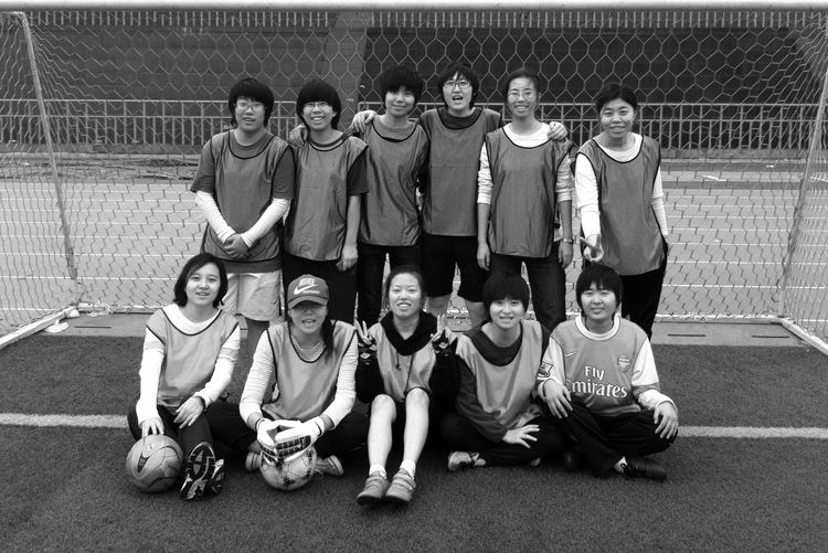 野球江湖的“水军”姐妹