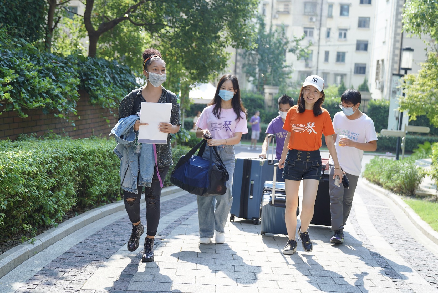 大学上学照片图片