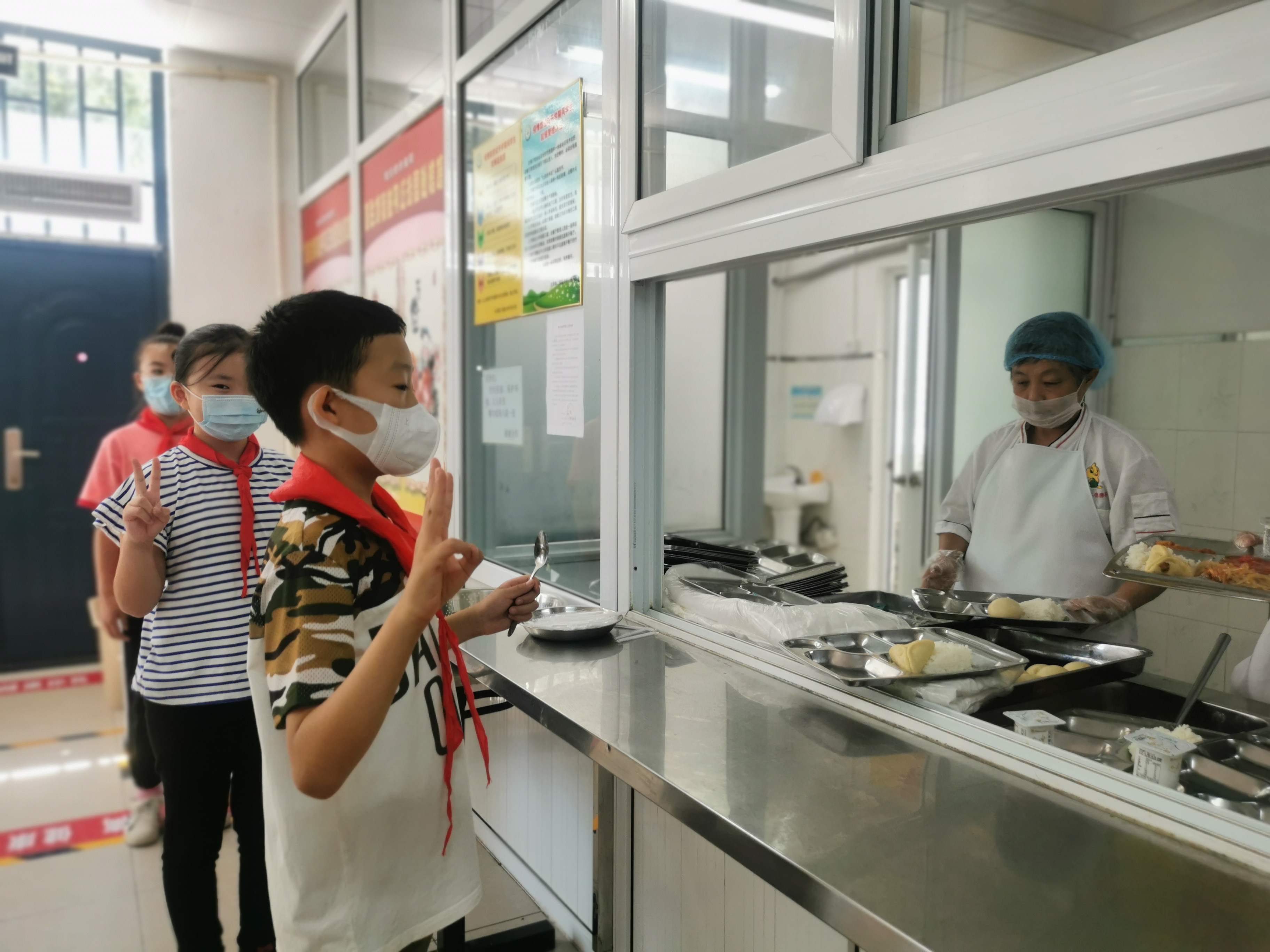 平谷区积极践行“光盘行动” 引领“舌尖上的文明”