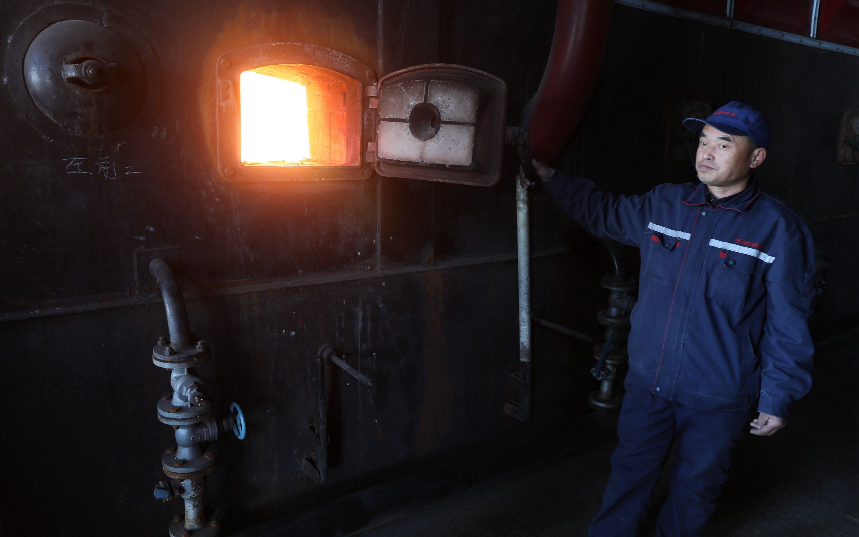 最低气温接近0℃ 中国最北端漠河开始供暖