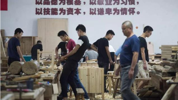 设置副学士学位，能提高高职地位与吸引力吗?