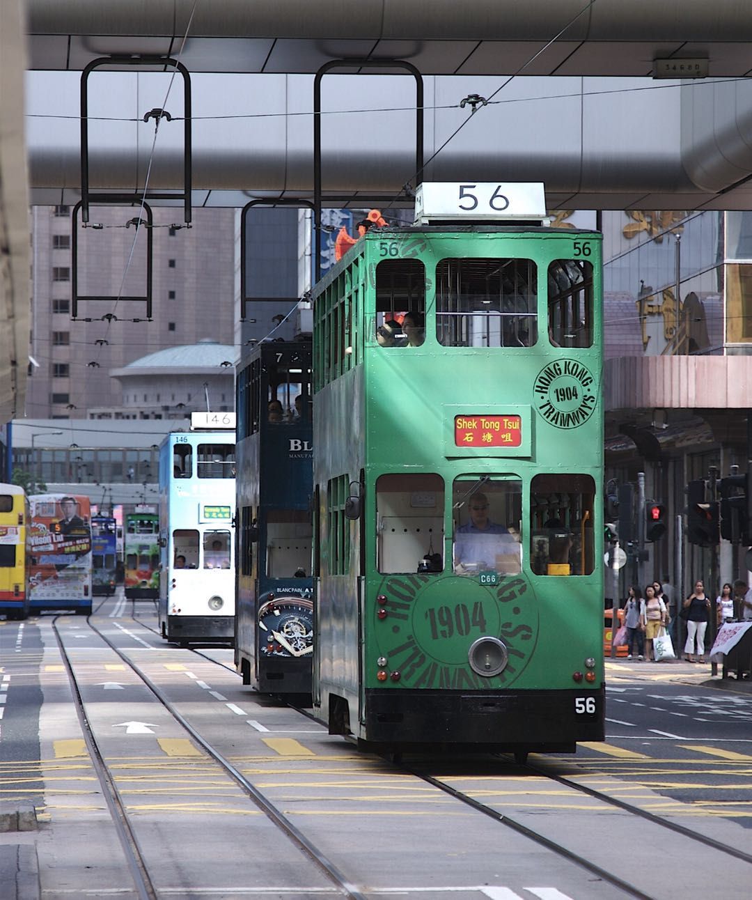 到此一游｜搭乘城市“老顽童”叮叮车，慢游香港文艺街区