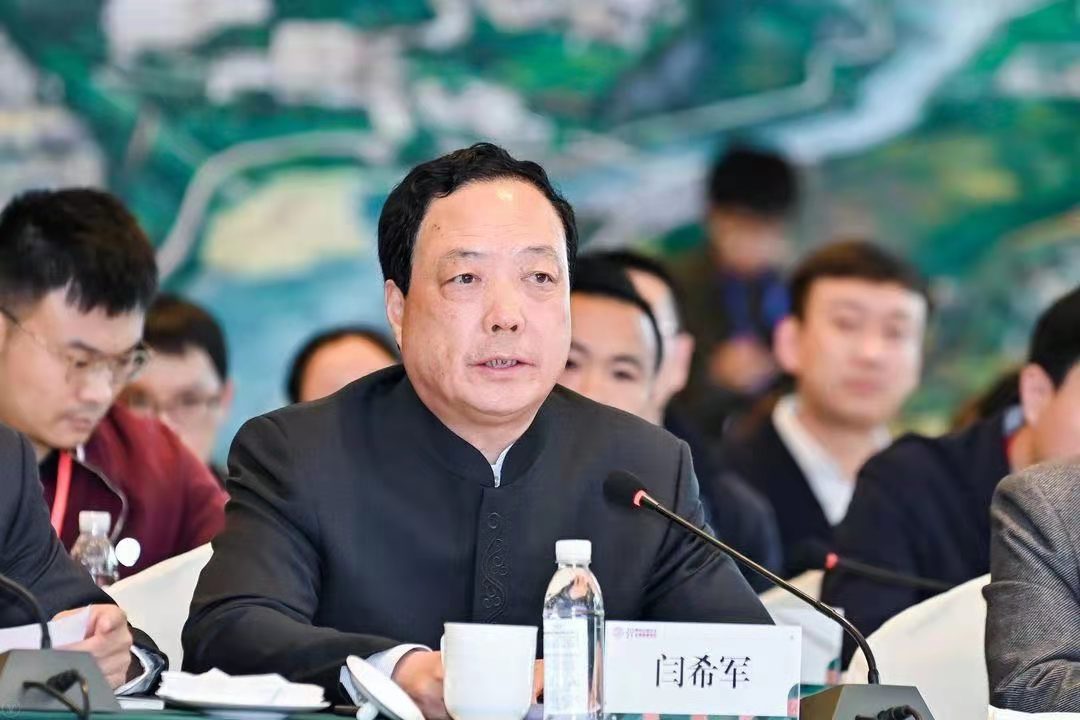 天士力控股闫希军投资酱香酒产业没有10年见不到回头钱