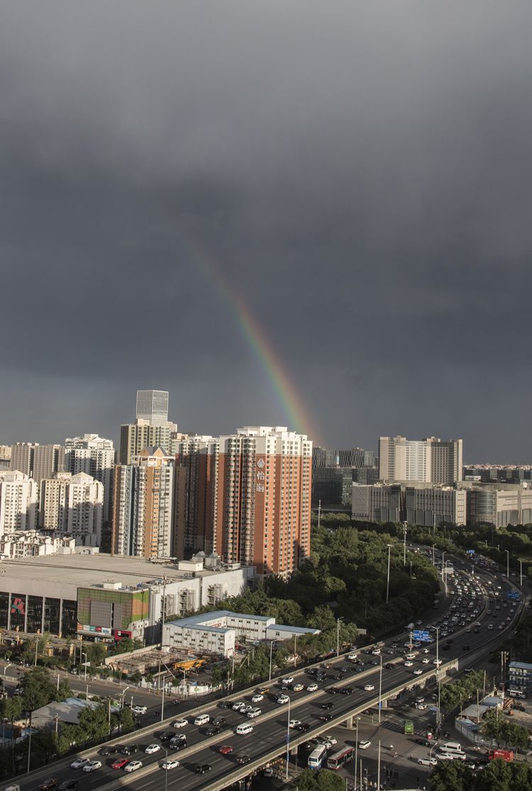 组图北京上空出现双彩虹