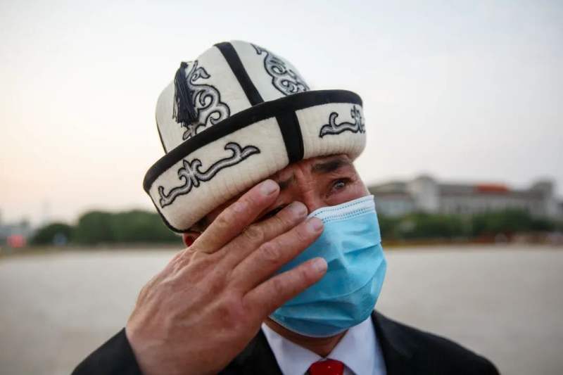 受助游客回应“新疆大叔”北京圆梦：谢谢您让咱们爱上新疆 — 新京报