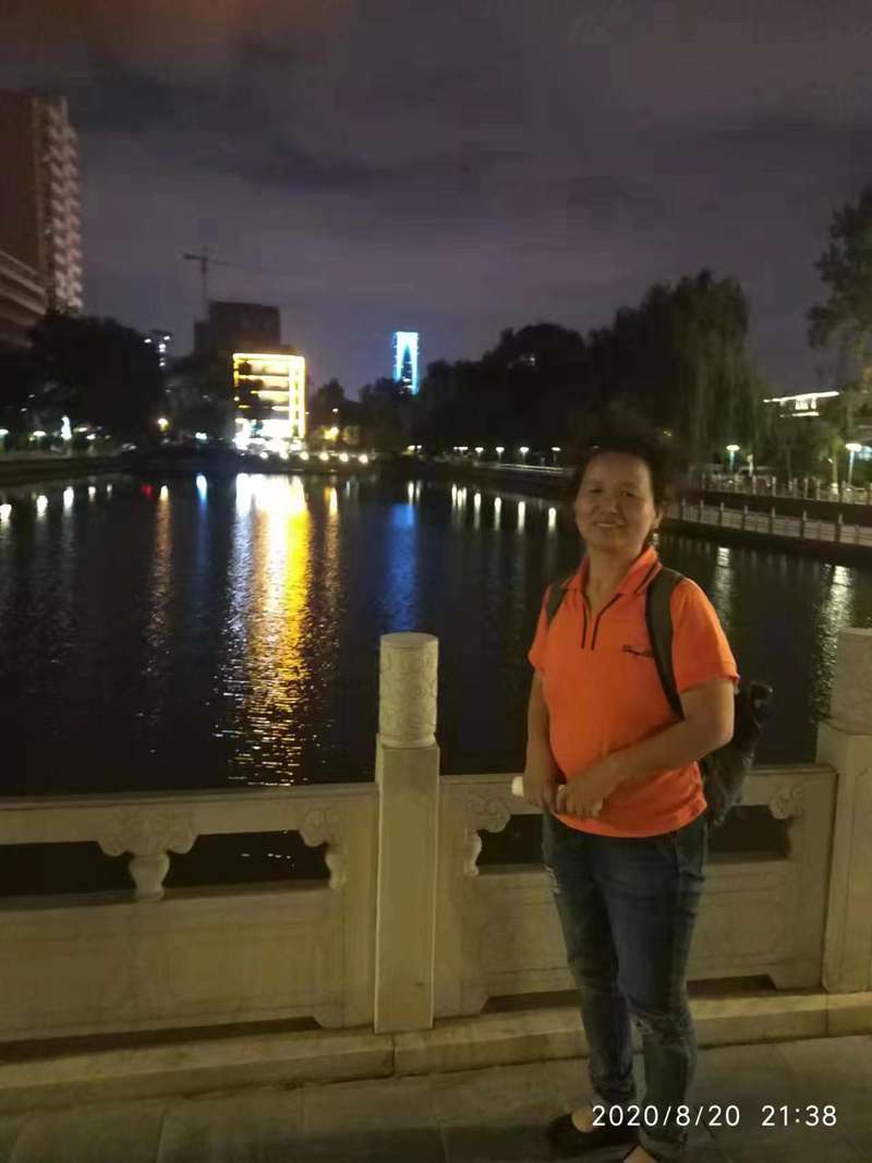 52岁大学生张计玲：我过着最“奢华”的生涯 — 新京报