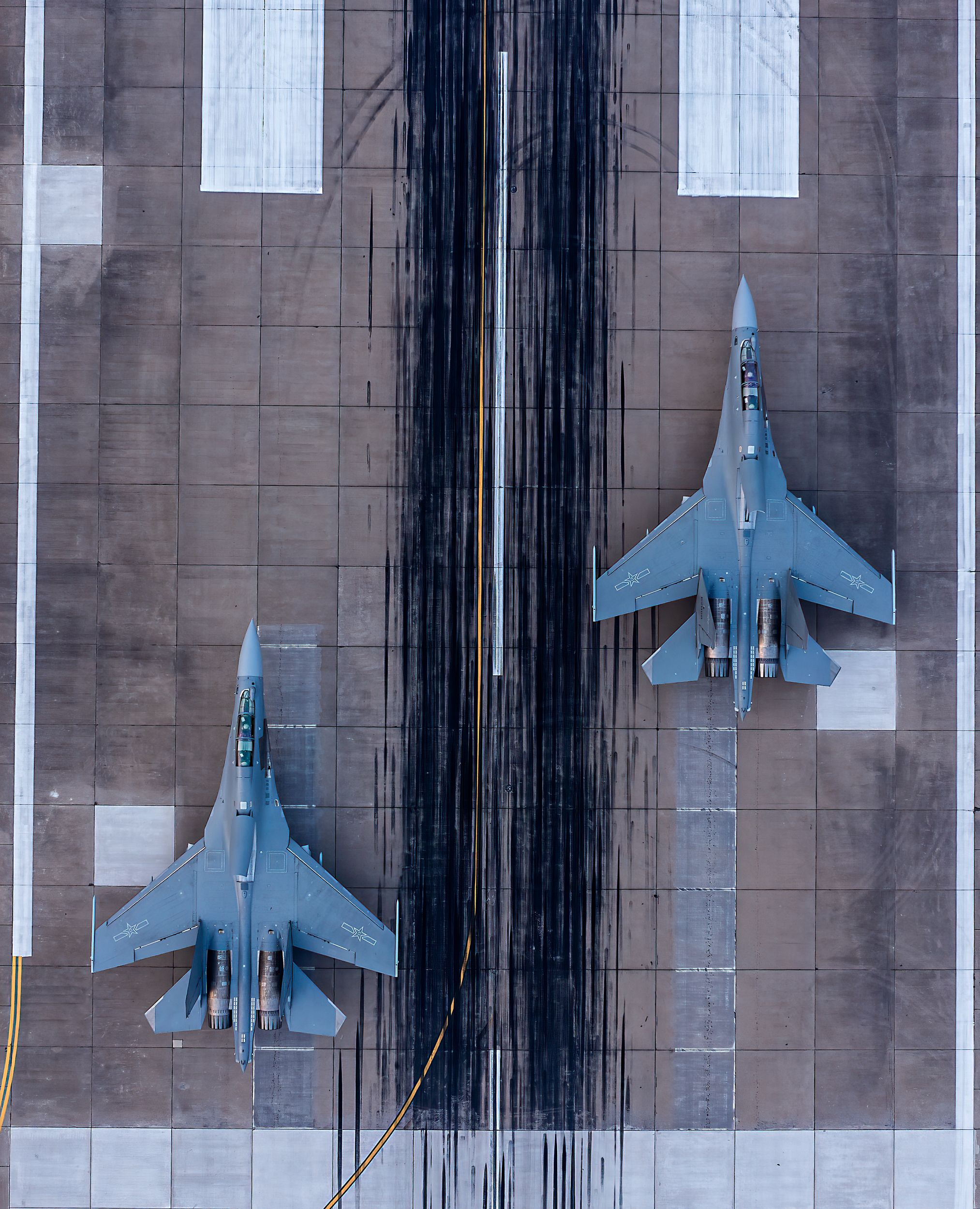 实弹突击自由空战北部战区空军航空兵新年实战训练