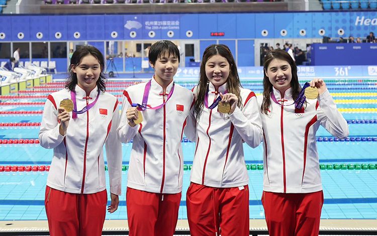 中国游泳队队员图片