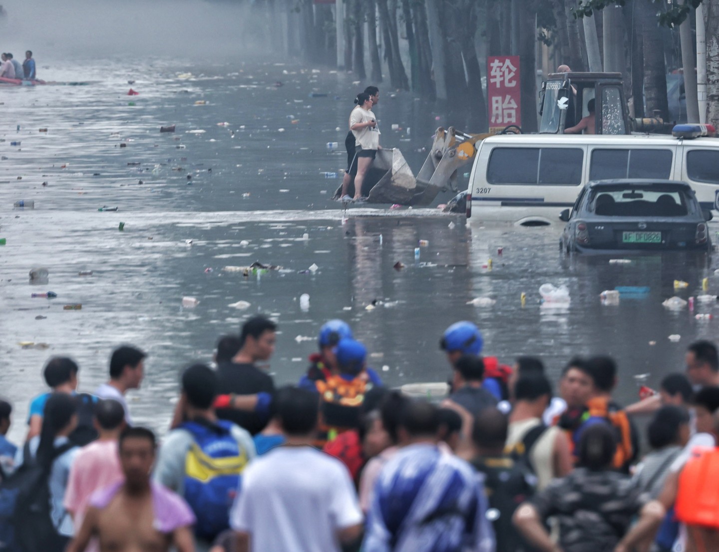 2023年邦外里十大气候天气事项宣布京津冀罕睹暴雨洪涝上榜