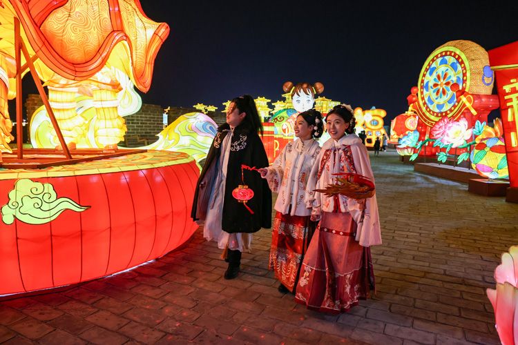 迎新春正定古城灯会免费开放
