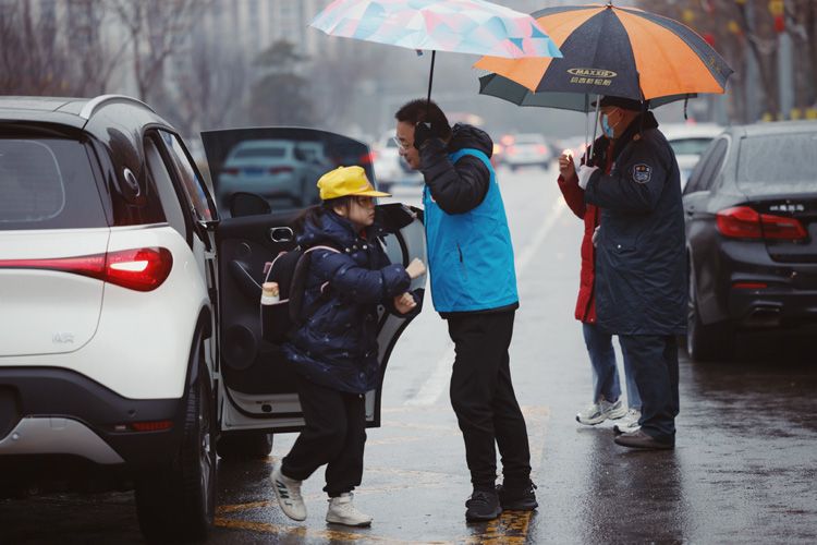 北京雨夹雪图片图片