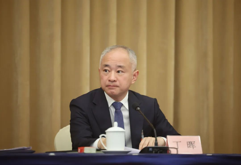 假期离岛机票"一票难求">2024-03-072349>记者:何强马骏薛琤>800_550