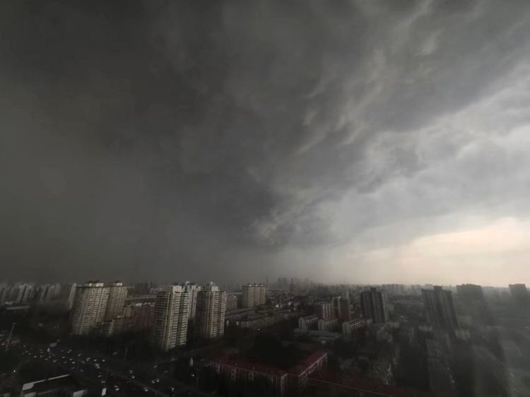 阵风9,10级,山区局地超11级,北京升级大风黄色预警信号