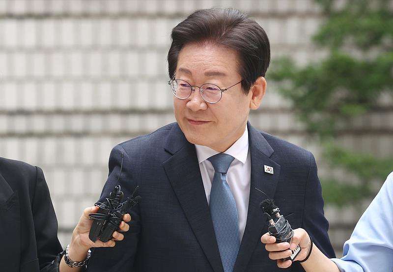 袭击李在明的嫌疑人终审被判有期徒刑15年 — 新京报