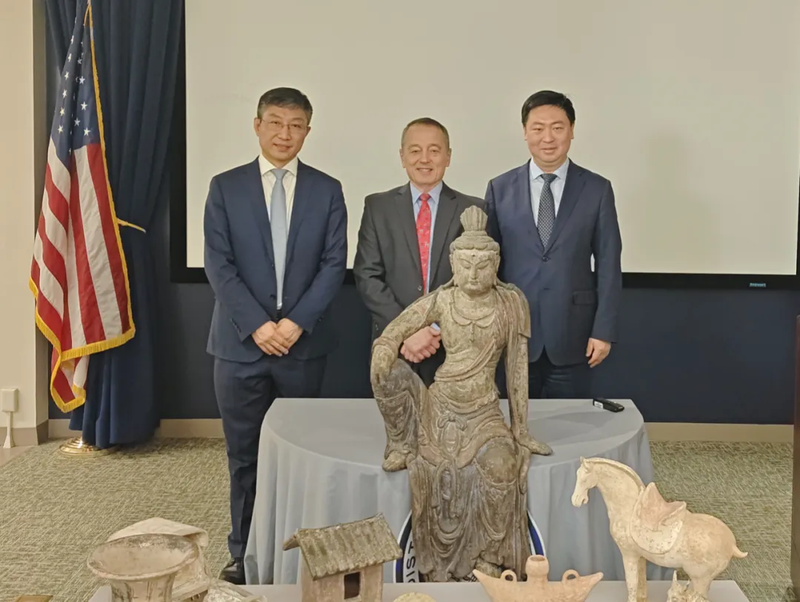 中领馆:至今已实现594件/套流失美国文物艺术品回归中国 — 新京报