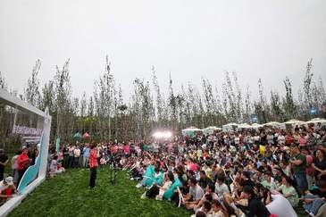 豐臺(tái)區(qū)首屆水岸國(guó)際藝術(shù)節(jié)開(kāi)幕 涼水河畔打造微度假新地標(biāo)