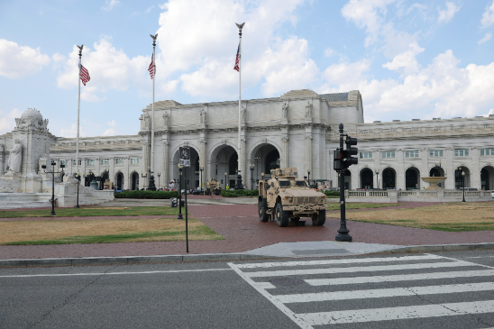 白宮:8月7日以來華盛頓特區(qū)已有465人被捕 — 新京報