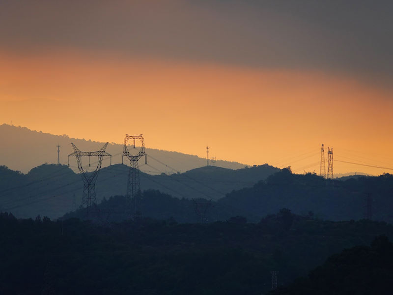 單月用電量首破萬(wàn)億背后的經(jīng)濟密碼 — 新京報