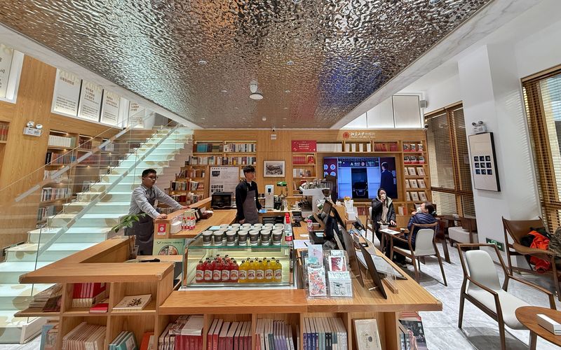 东城区举办城市更新主题日活动，沉浸式体验皇城景山街区文脉 — 新京报