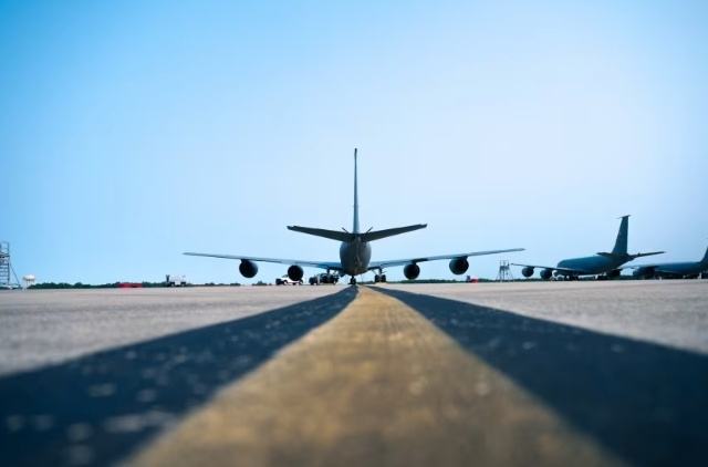 美一军事基地在收到“可疑包裹”后有多人被送医 — 新京报