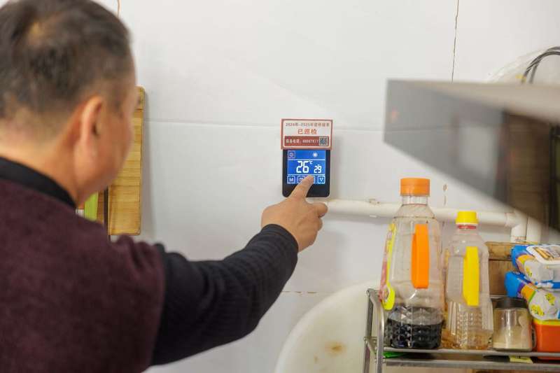 京郊老人孩子温暖过冬，密云冯家峪镇小学、养老院提前三周供暖 — 新京报