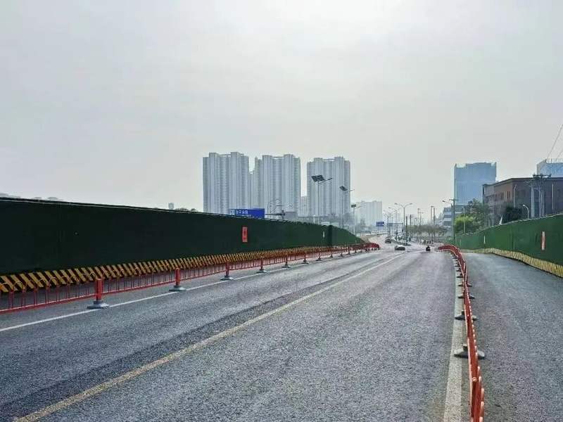 快车道实现临时通车，坝河桥预计明年6月全面竣工 — 新京报