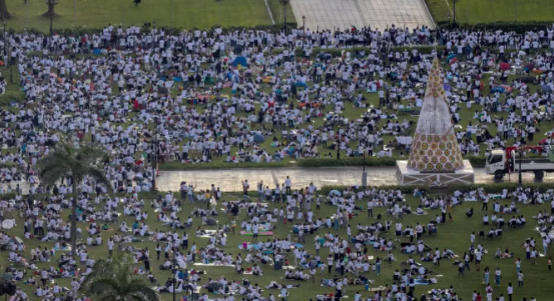 菲律宾国都爆发大规模反腐示威行动 — 新京报