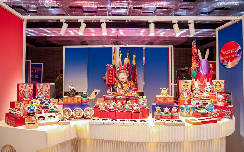 东城区发布全国首份中英双语《非遗与旅游融合发展推荐目录》 — 新京报