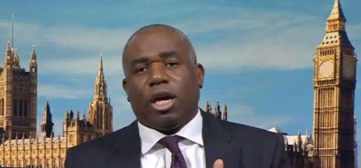 三周误释12名监犯 英法律大臣：酬谢失误难免 — 新京报