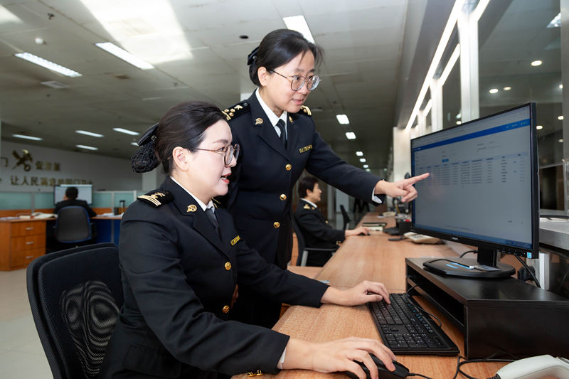 即时审核次日到账，北京关区首单退税无纸化业务落地 — 新京报