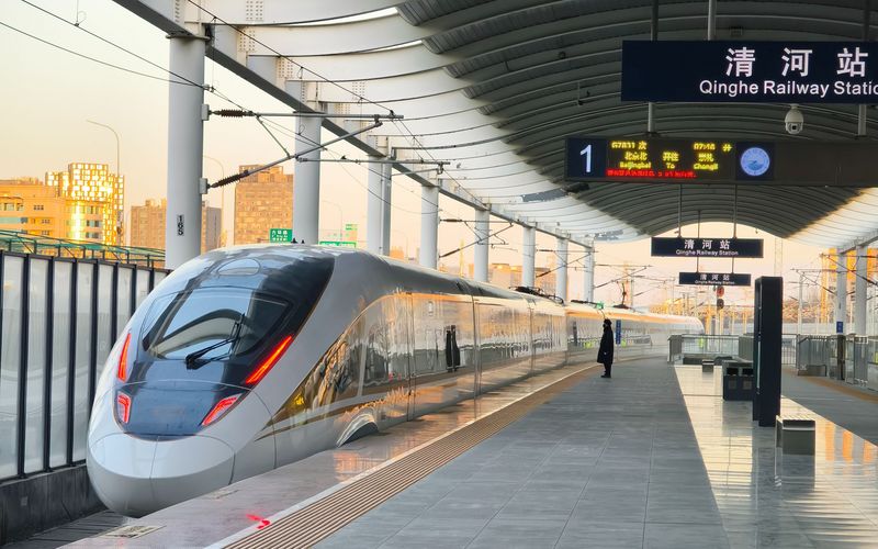 今起京张高铁8趟列车试点“雪具便利行”，68元可带雪具上车 — 新京报