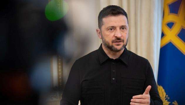 一份计划两个版本 乌总统再赴美谈“和平协议” — 新京报