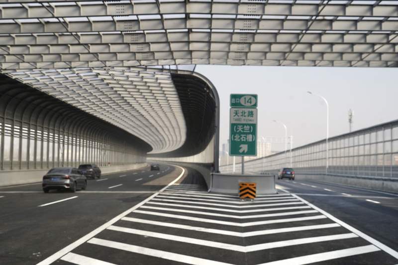 京密高速新国展段今起通车，新国展至四环最快11分钟可达 — 新京报