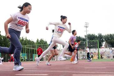 板厂小学第十六届阳光体育运动会开幕