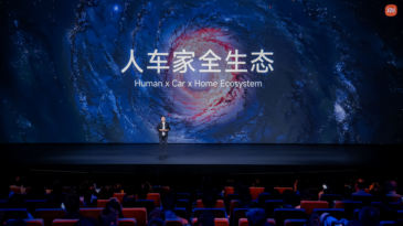 小米的“双重宇宙”：一边用高端化硬刚周期，一边用AI押注新十年