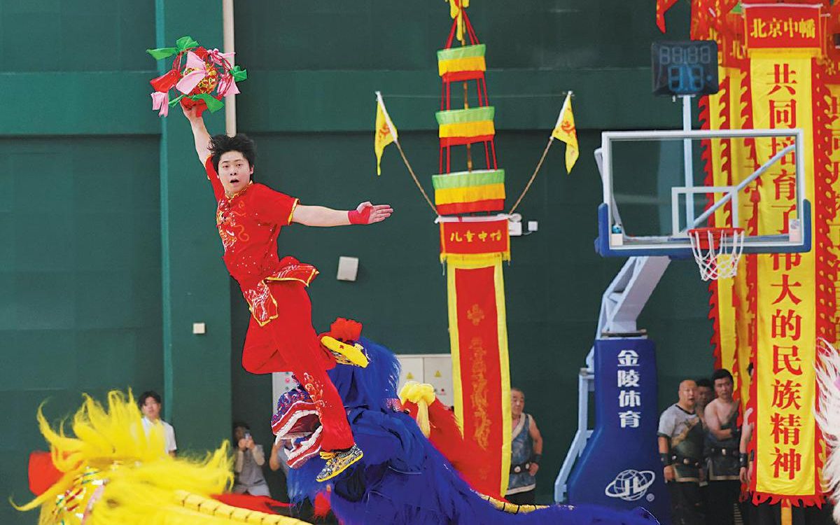 亮绝活儿，北京市民族传统体育运动会自选表演项目举行