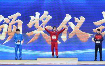 48秒77！徐嘉余打破男子100米仰泳亚洲纪录夺冠